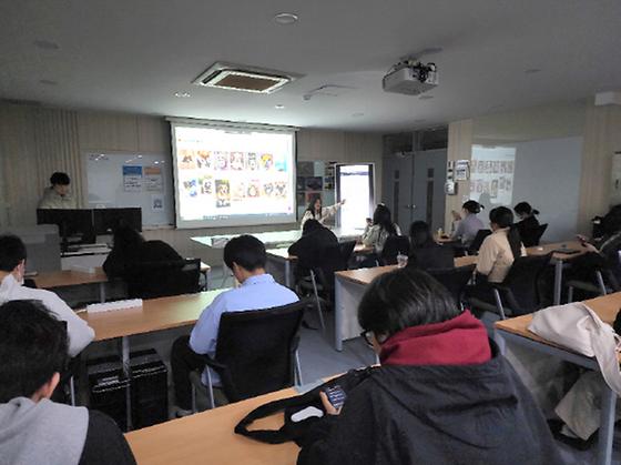 동명대 시각디자인학과, 선배들이 'ChatGPT·생성AI’로 후배들 가르친다